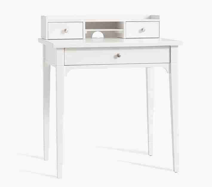 Morgan Simple Desk and Hutch