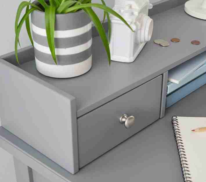 Morgan Simple Desk and Hutch