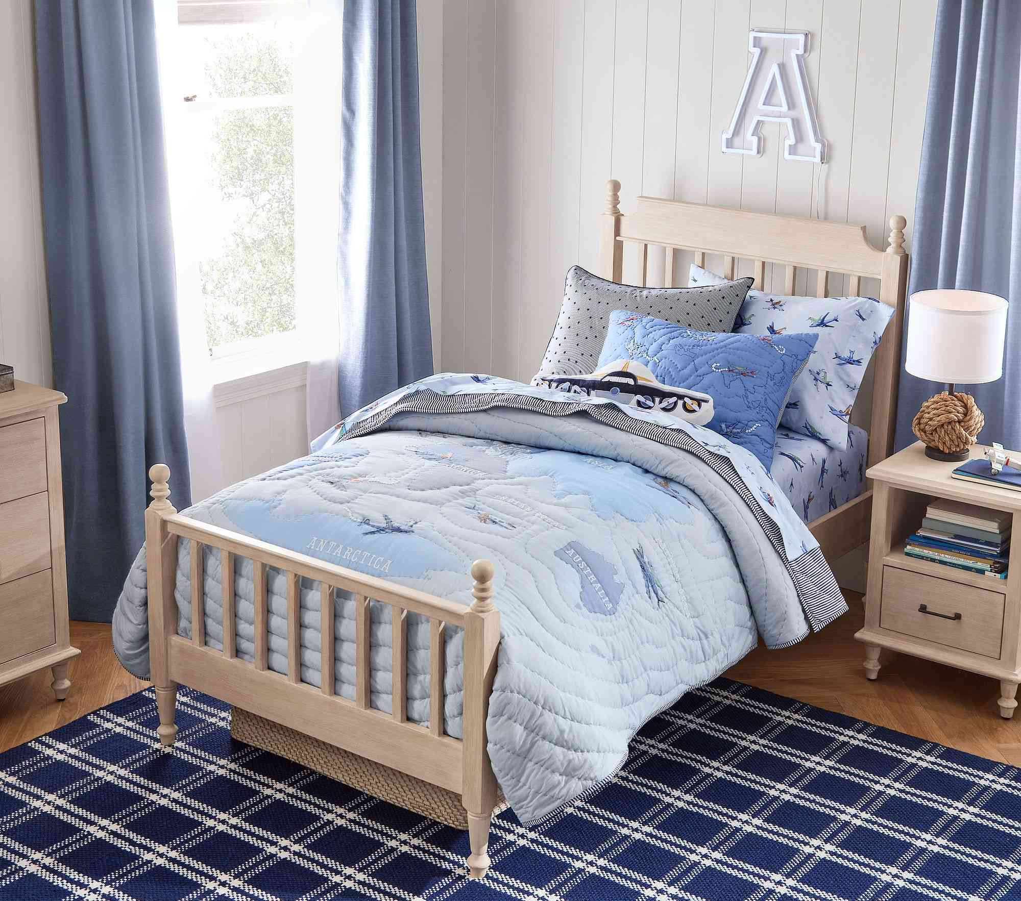 Airplane Map Quilt & Shams