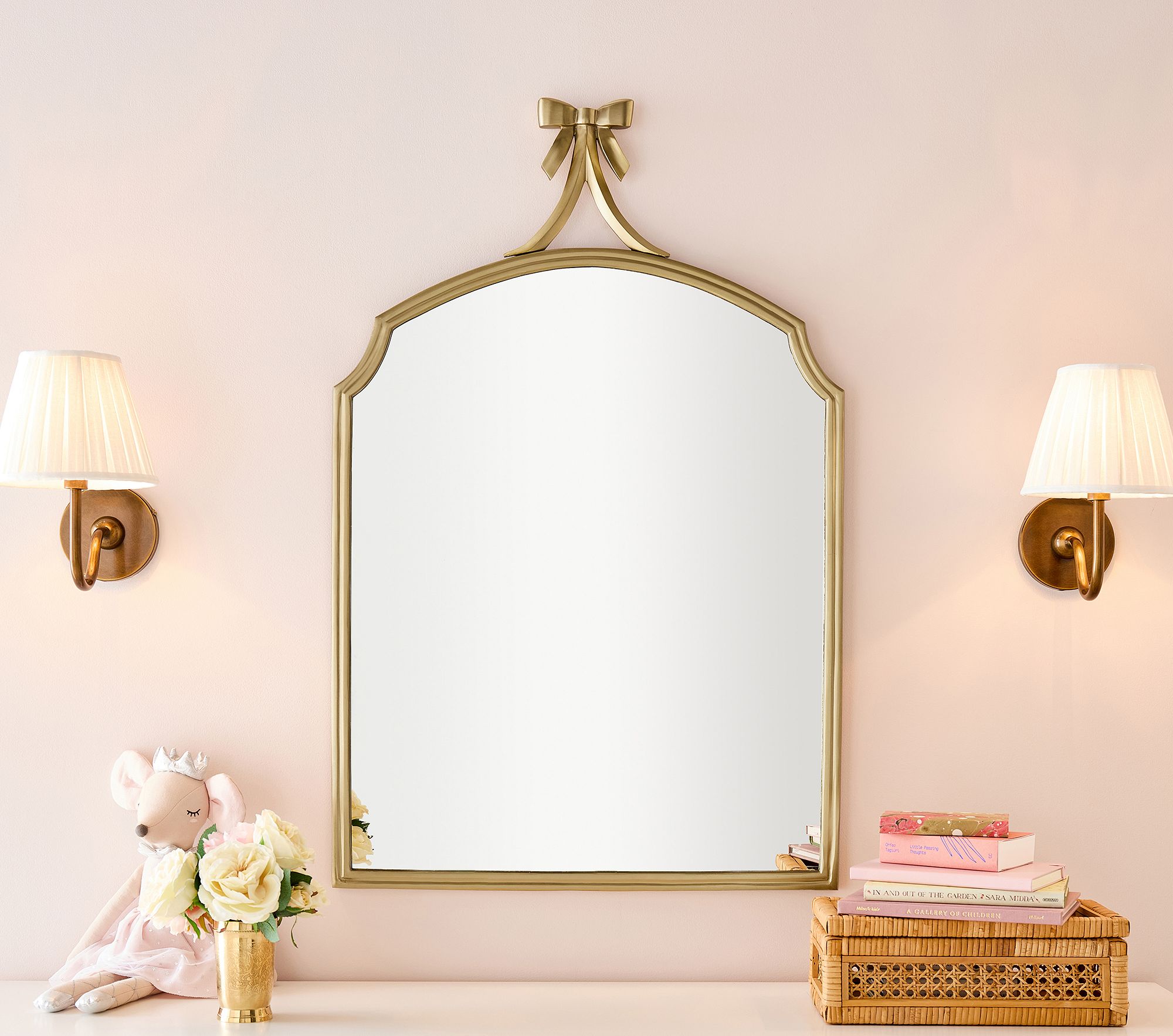 Ava Ribbon Arch Mirror (25")