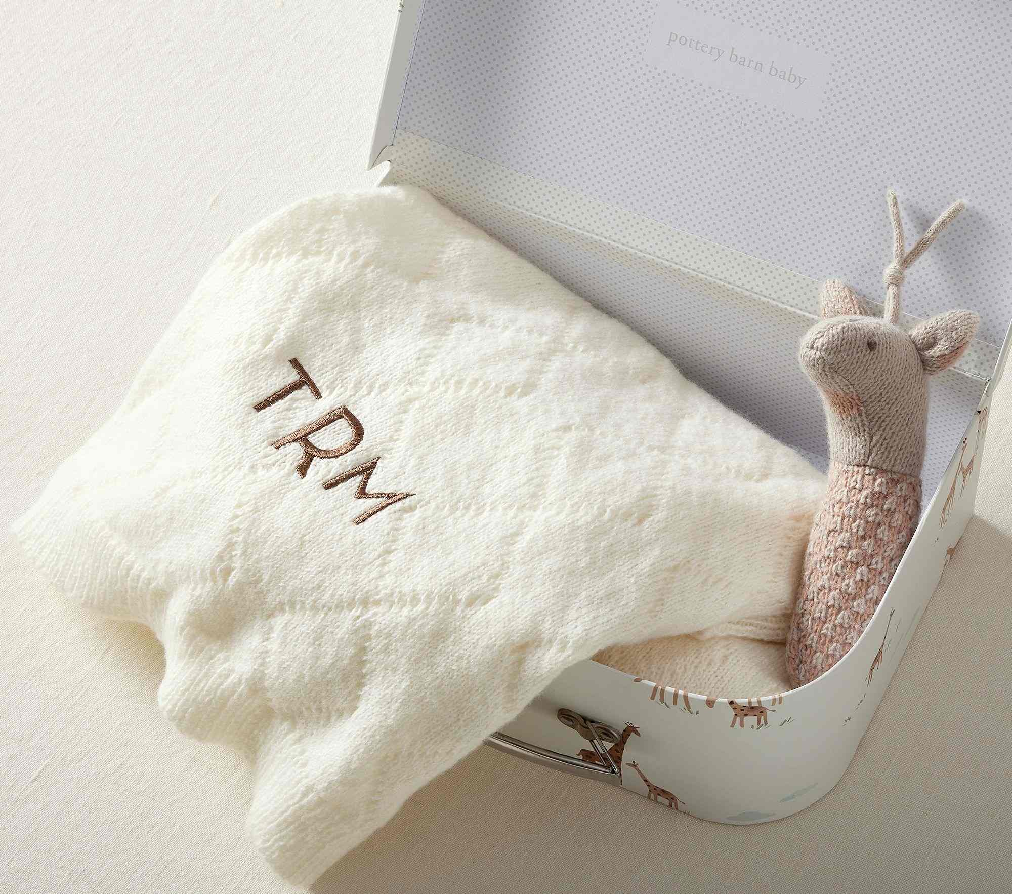 Goldie Giraffe Baby Blanket & Rattle Gift Set