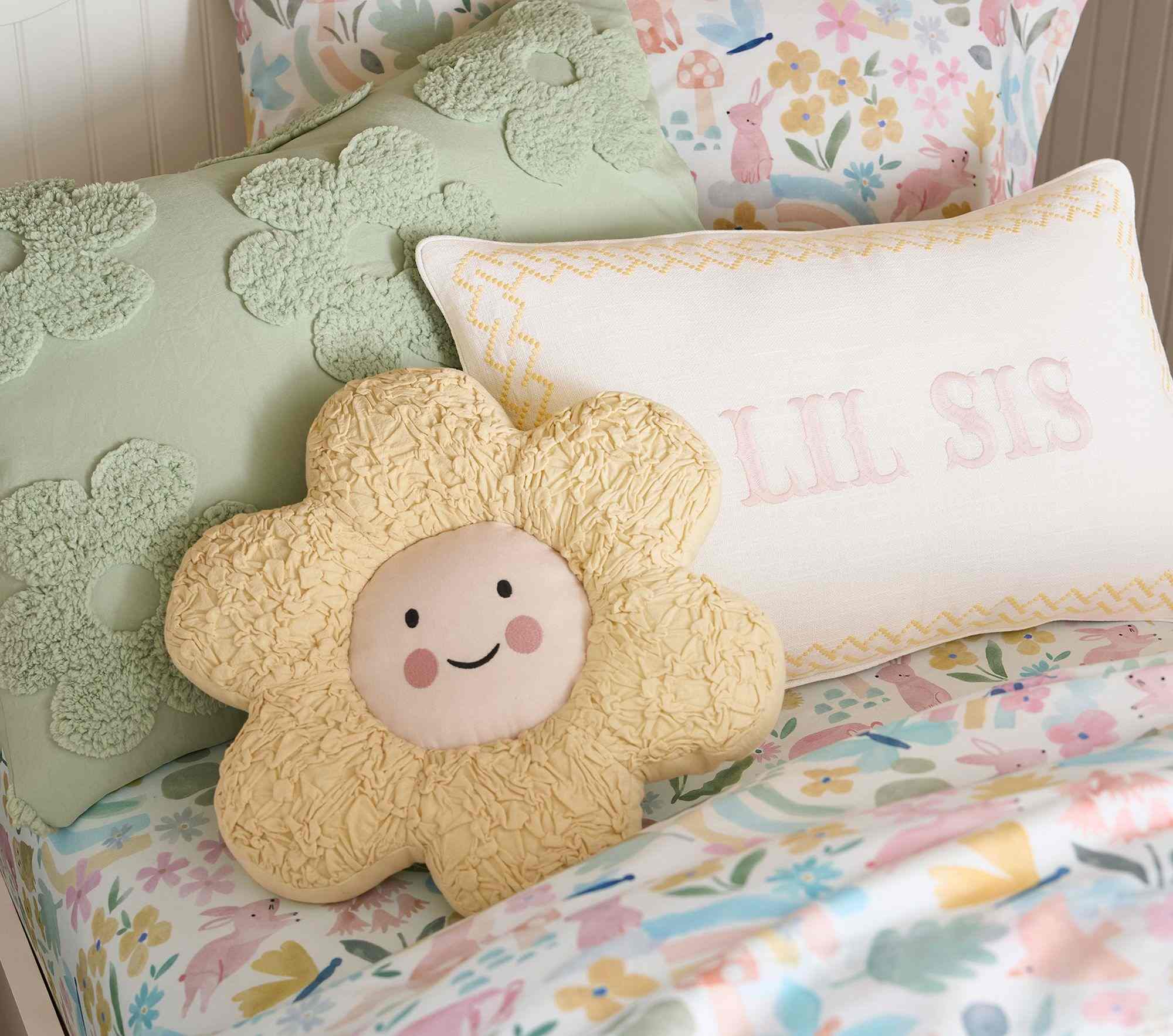 Daisy Face Pillow