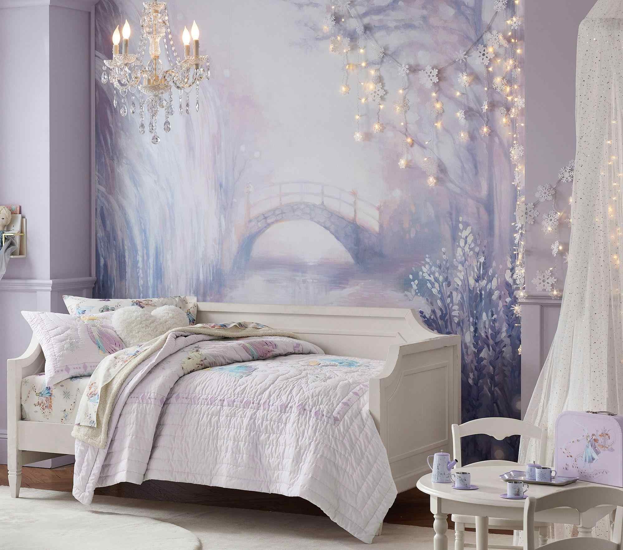 Disney Frozen Enchanted Forest Quilt & Shams