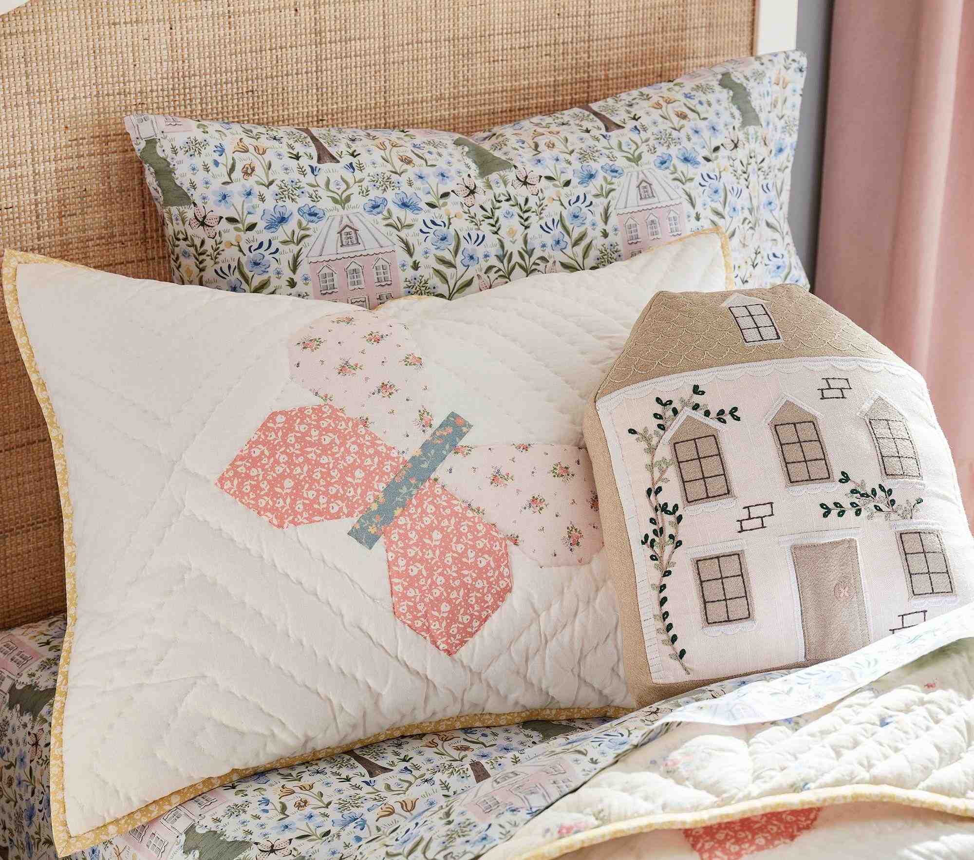 Heritage Butterfly Quilt & Shams