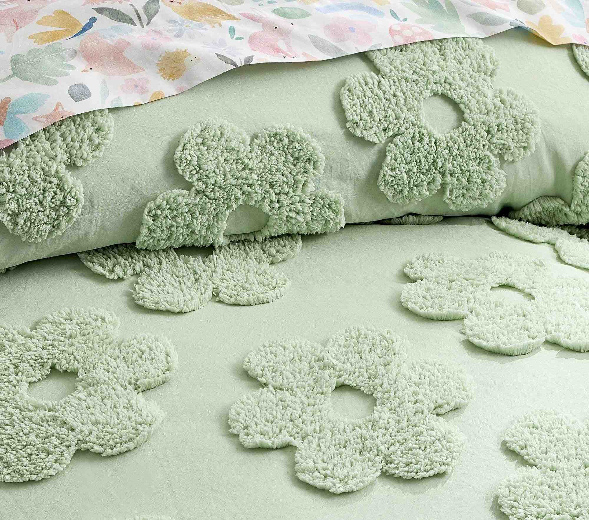 Textured Daisy Jacquard Duvet Cover & Shams
