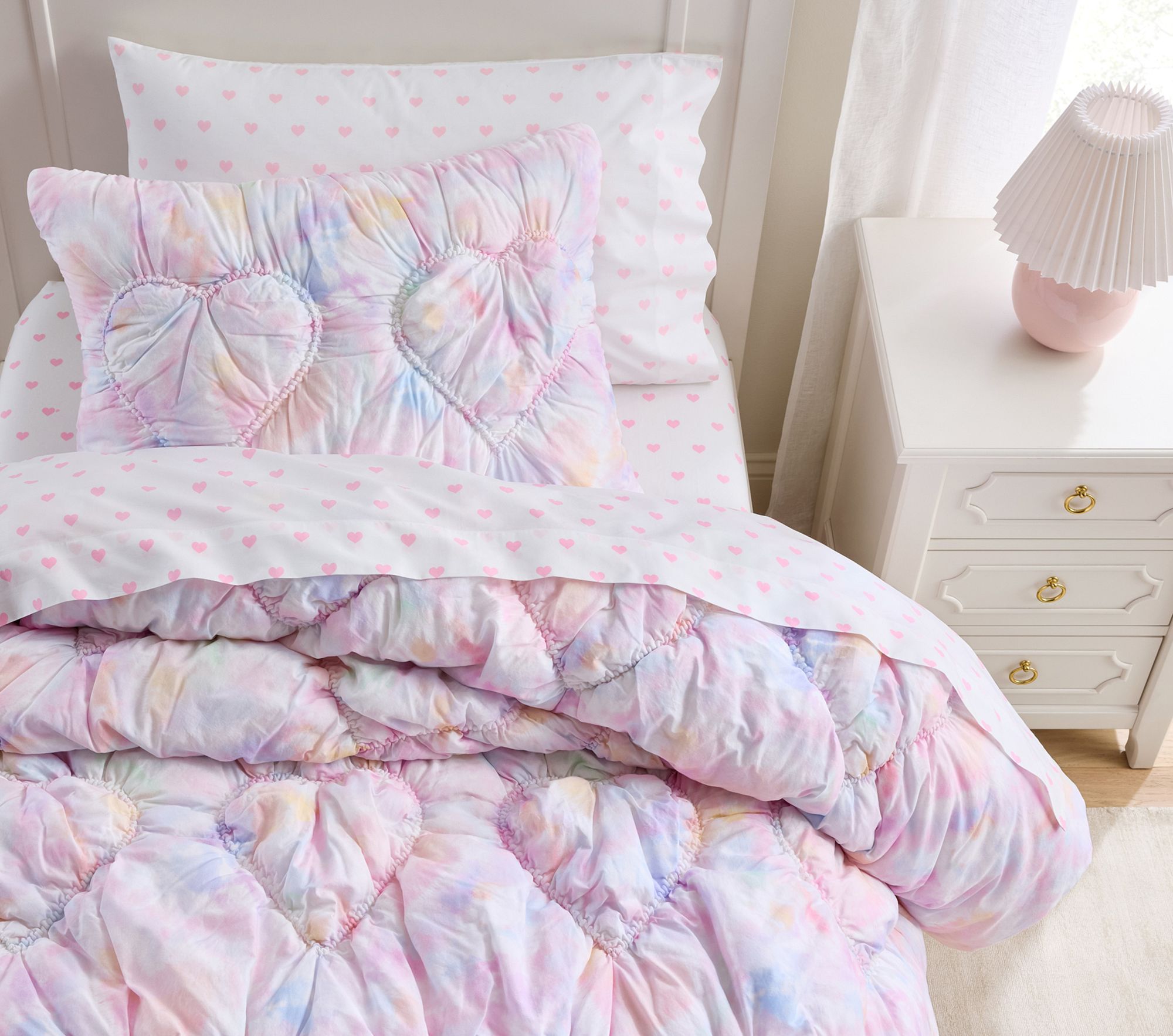 Textured Tie Dye Heart Comforter & Shams
