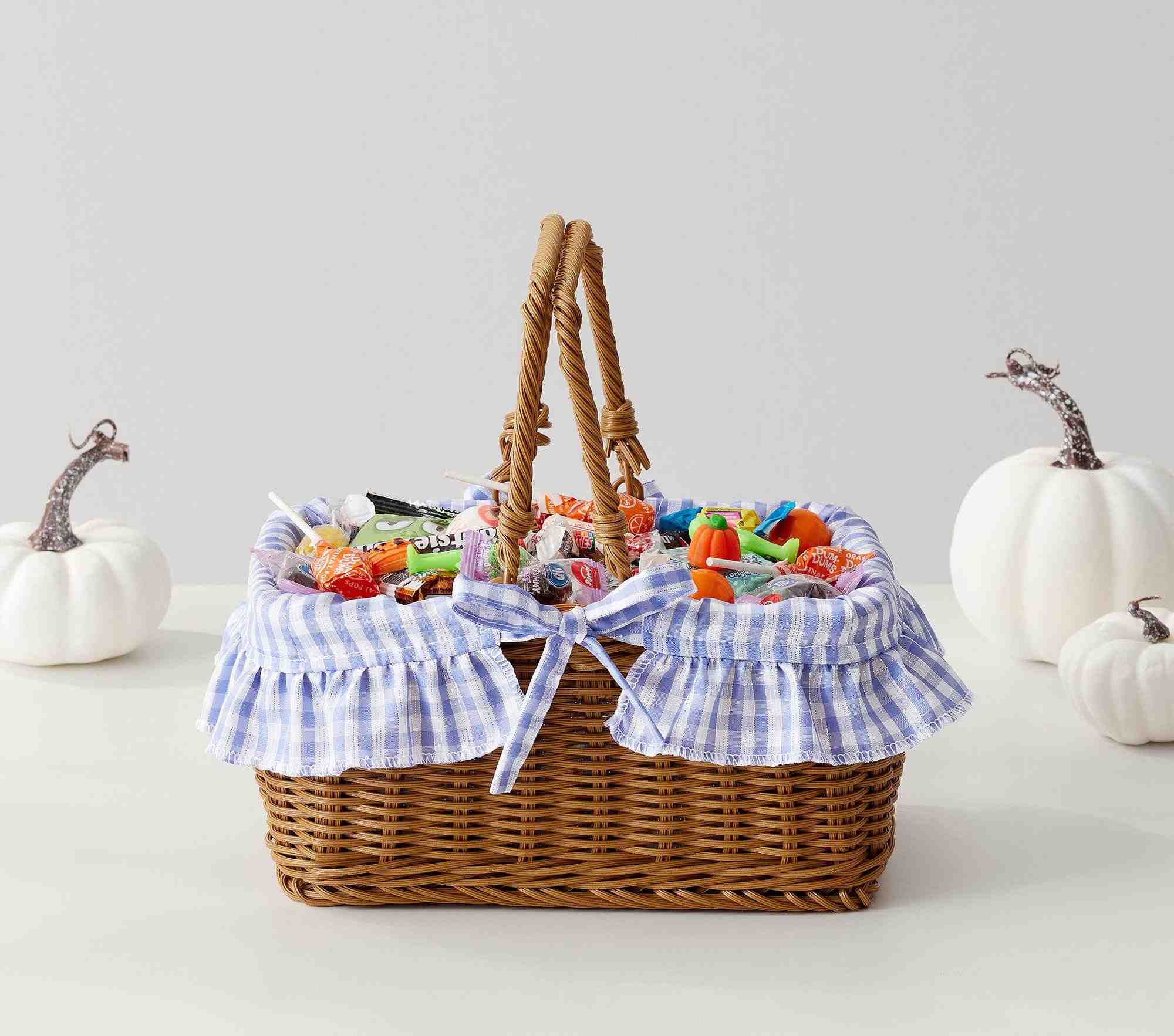 The Wizard of Oz™ Basket Treat Bag