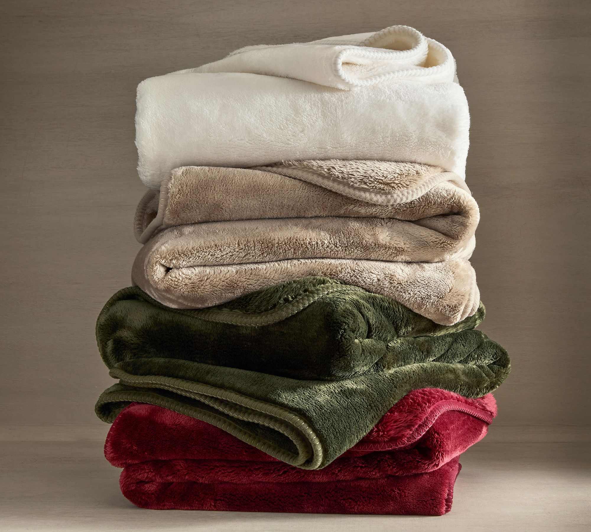 Pottery Barn | Cozy Cloud Plush Throw