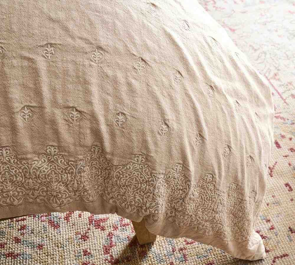 Deepika Embroidered Duvet Cover & Shams