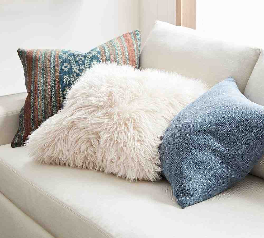 Luxe Faux Fur Pillow Cover, 20 x 20"