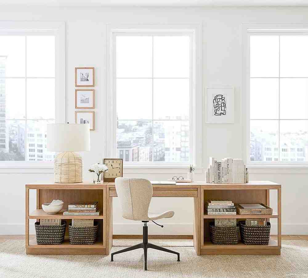 Anton Desktop Clock
