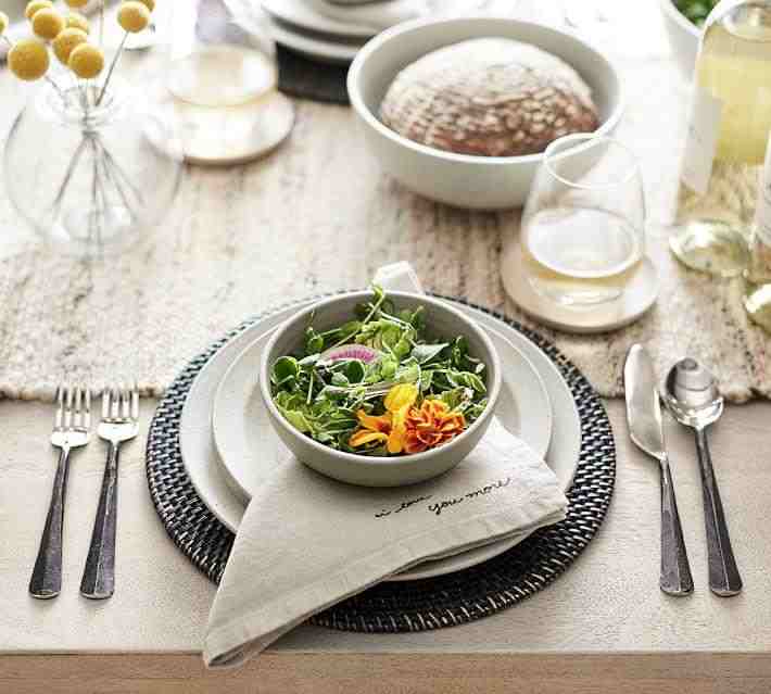 Farmstead Stoneware Dinner Plates, Set of 4