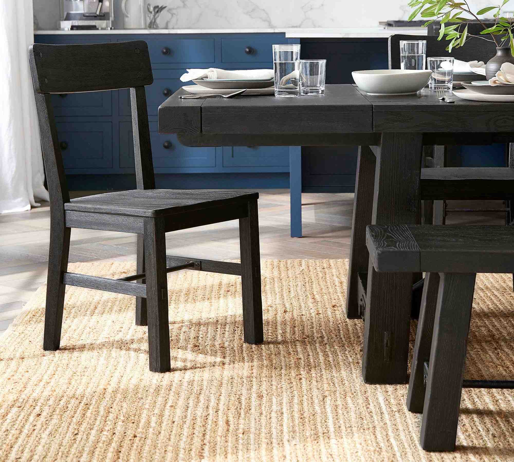 Benchwright Extending Dining Table