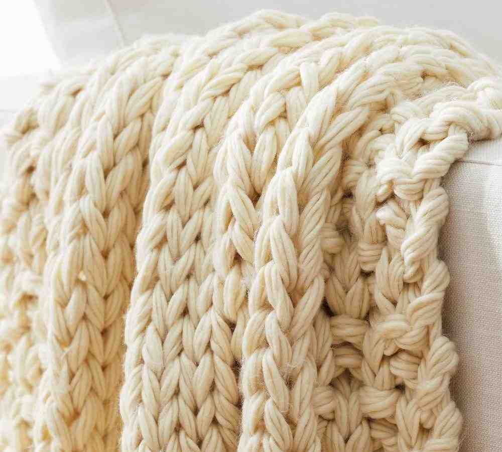 Ellsworth Chunky Border Throw