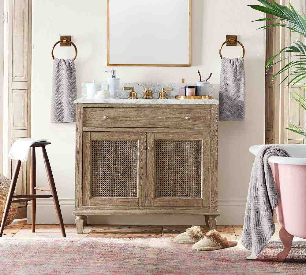 Julianne Hand Tufted Rug