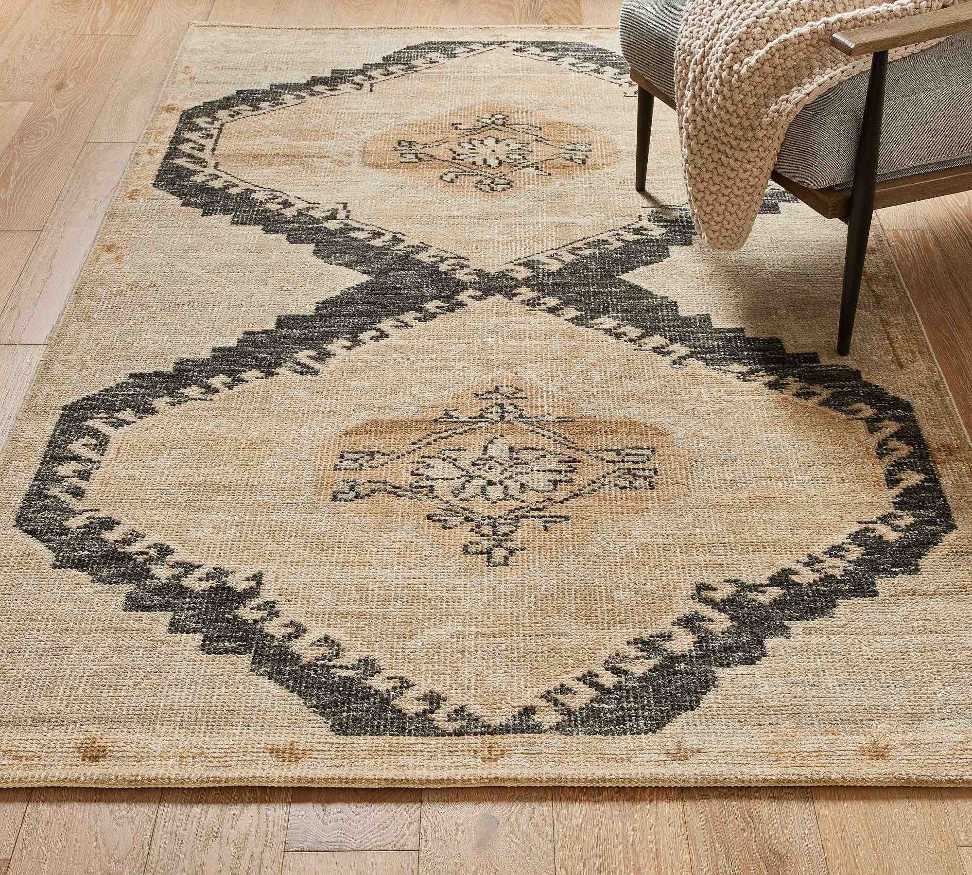 Demitria Handknotted Rug
