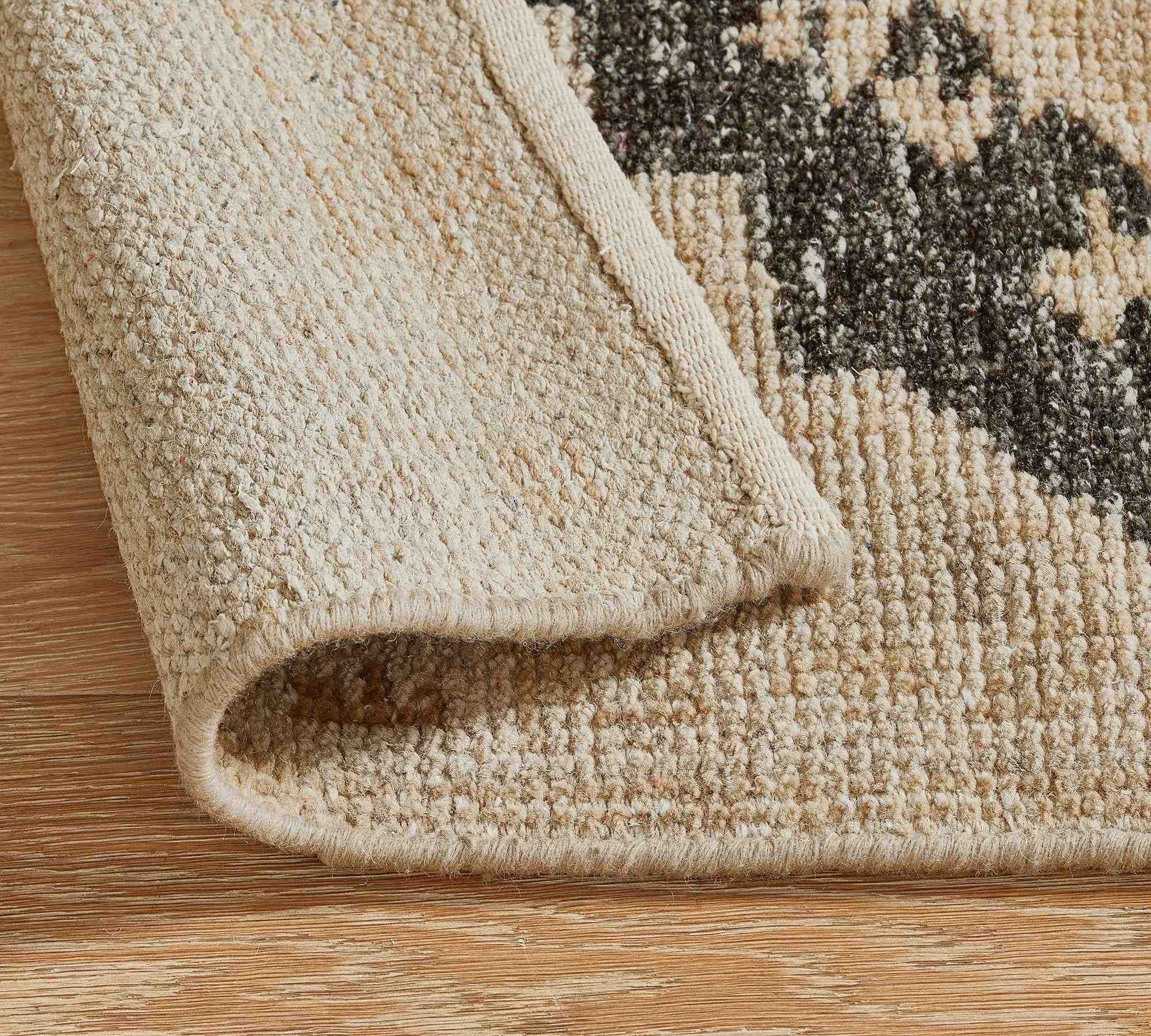 Demitria Handknotted Rug