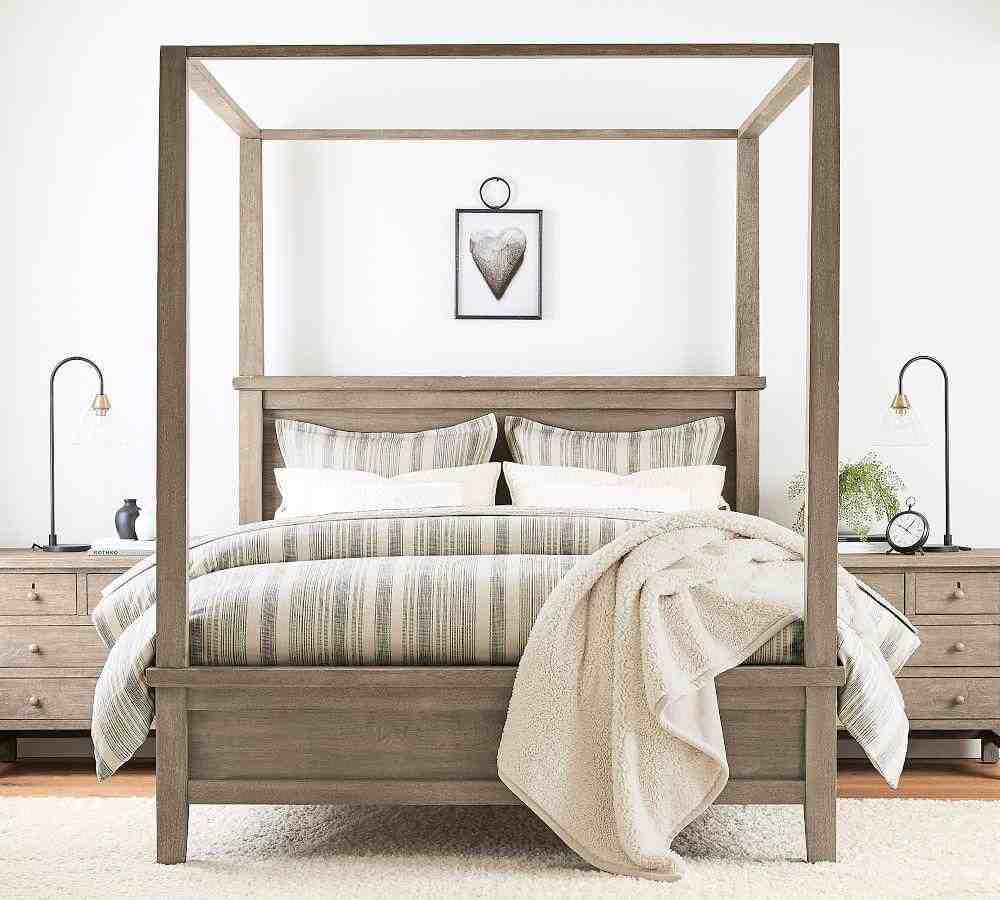 Farmhouse Canopy Bed