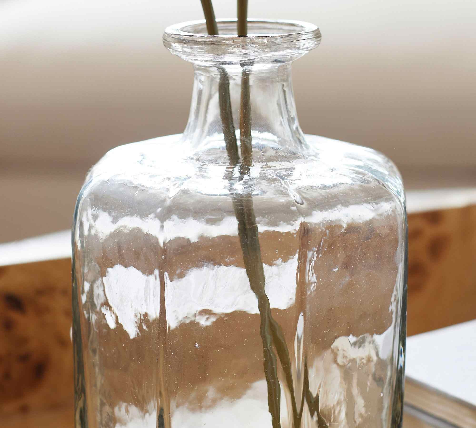 Handcrafted Cafe Hammered Glass Vase