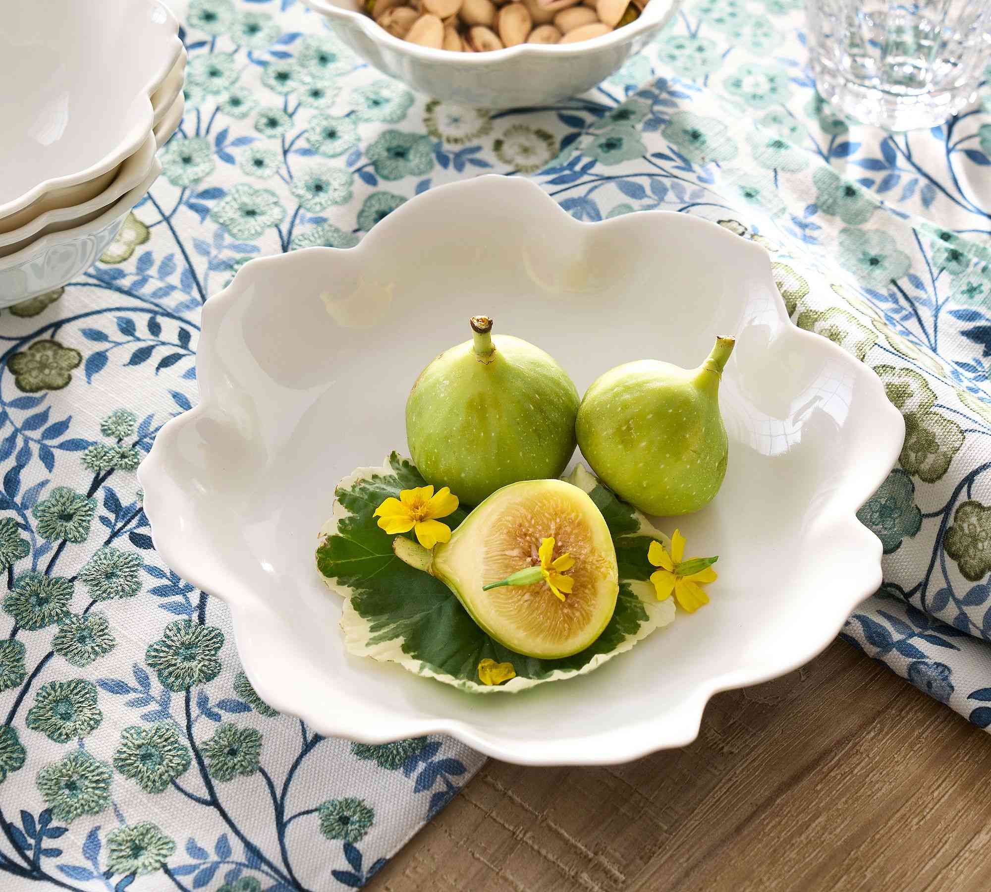 Pottery Barn | Figural Blossom Stoneware Serving Bowl