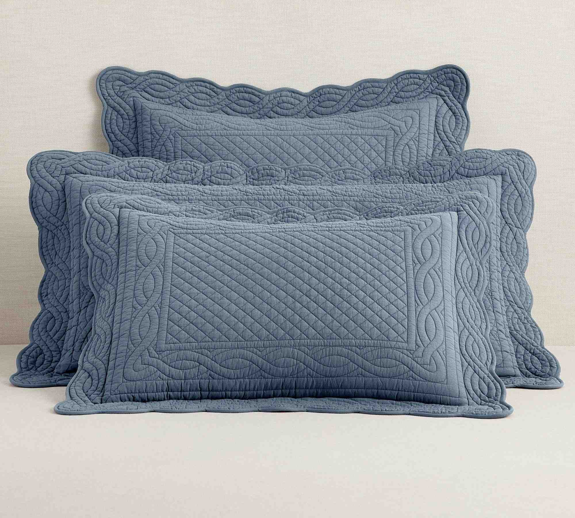 Heirloom Scallop Quilted Sham