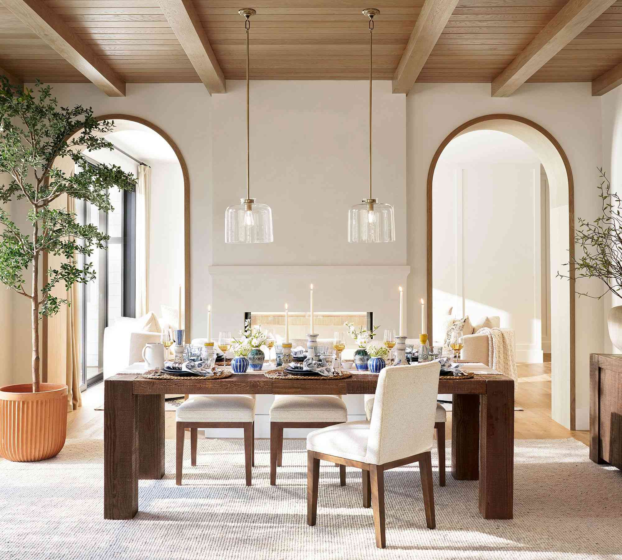 Rockport Extending Dining Table (72"-88")
