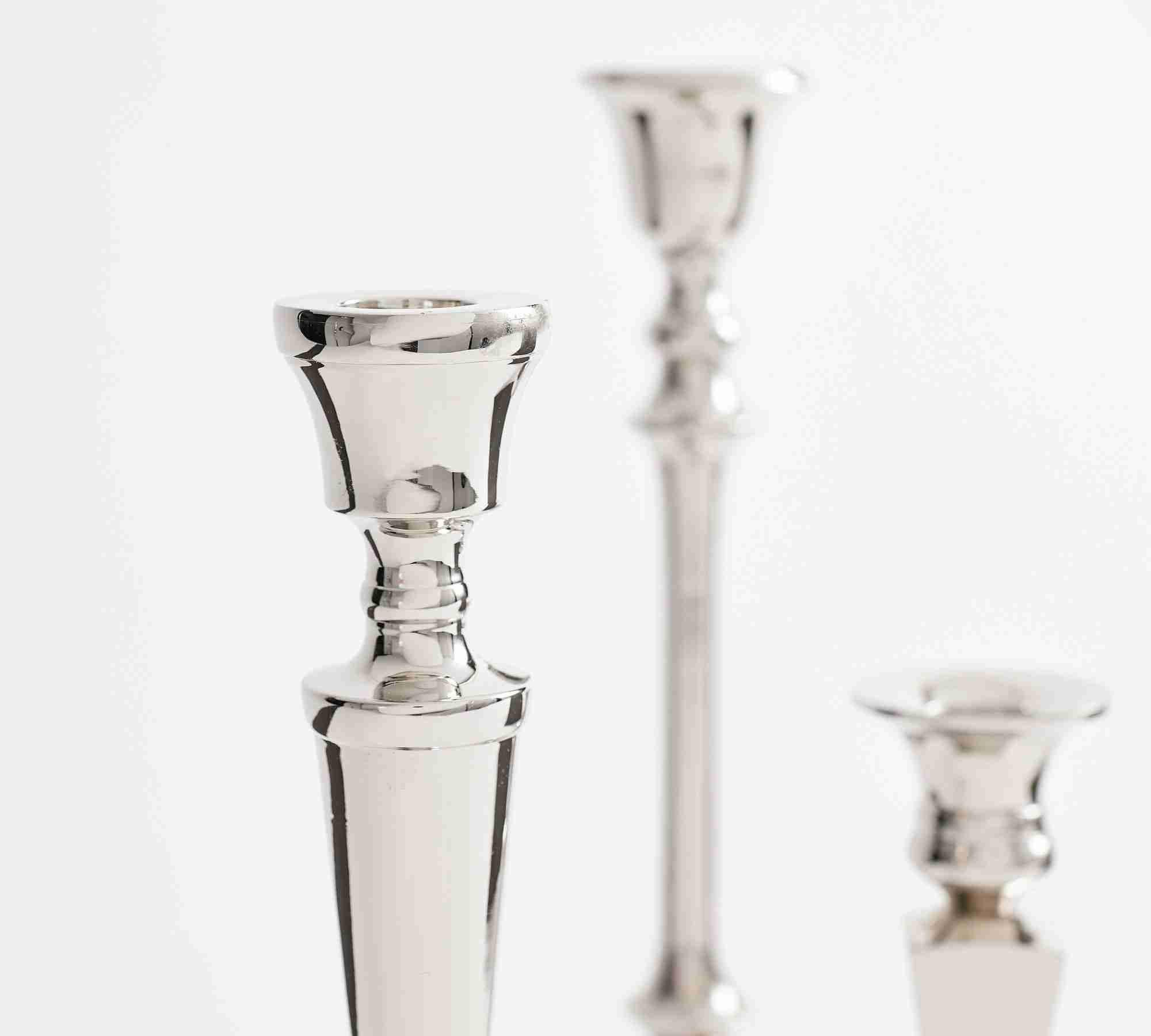 Daphne Nickel Taper Holder