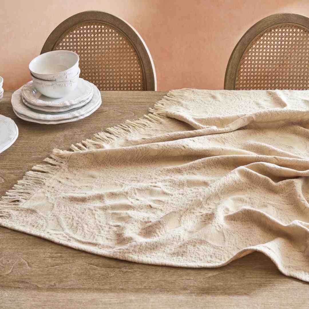 Deepika Padukone Table Throw
