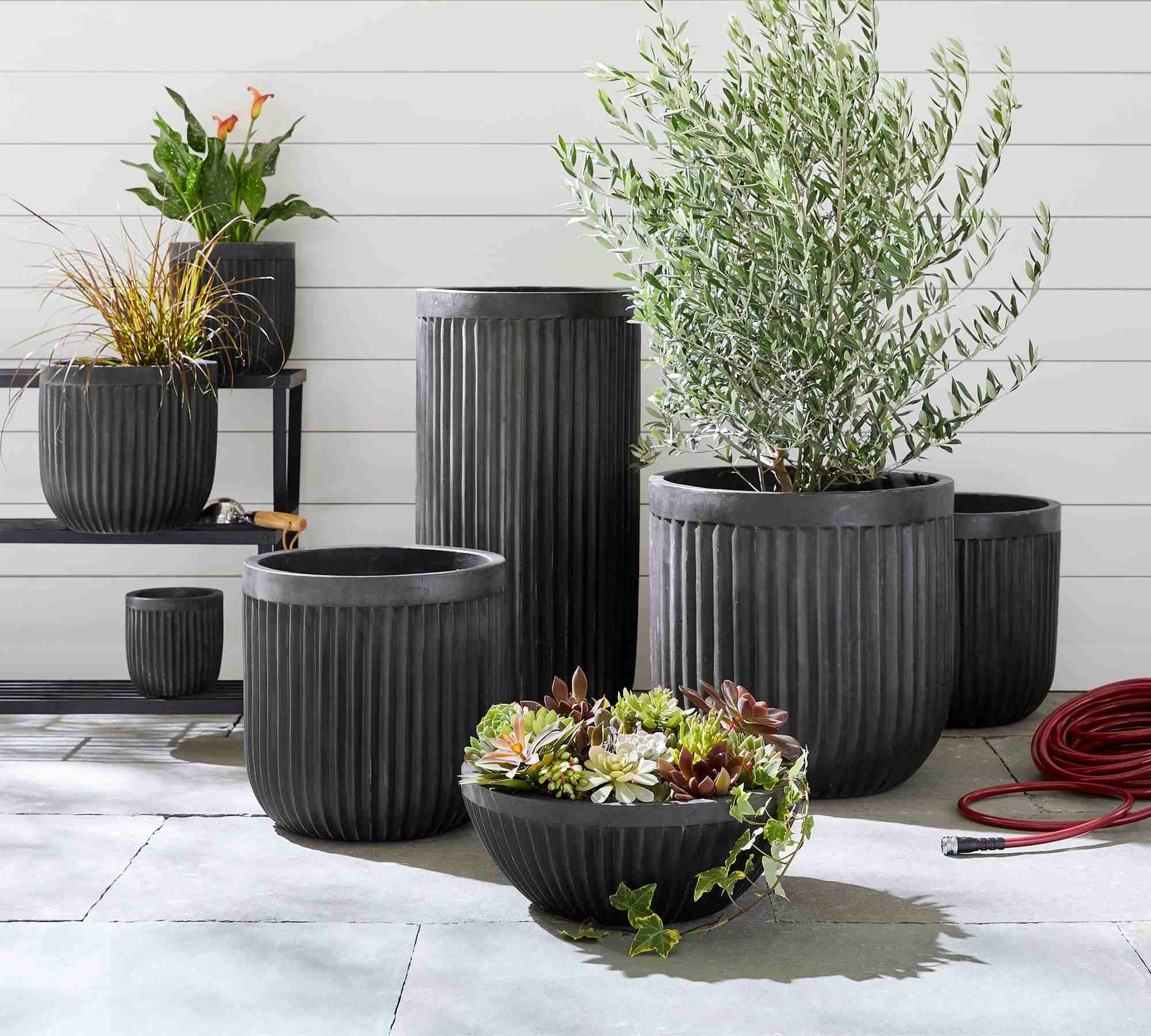 Concrete Fluted Planter, Black