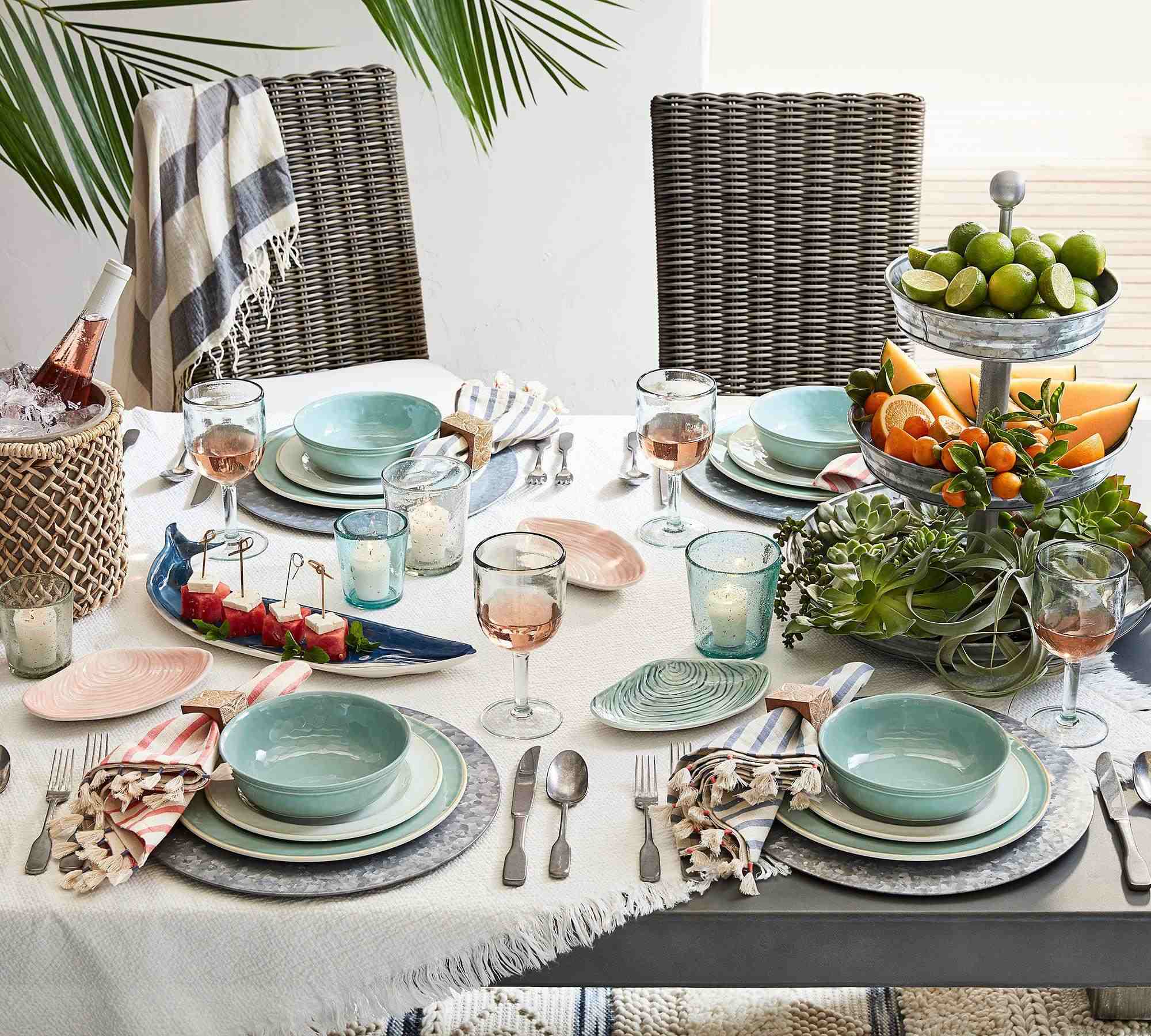 Cabana Melamine Dinner Plates, Set of 4