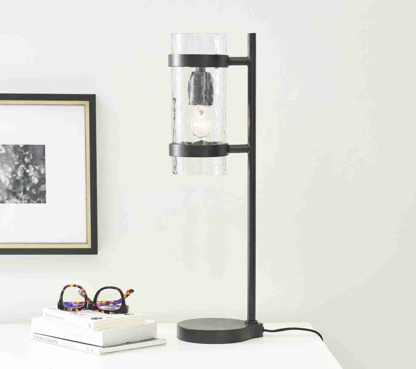 Laurel Glass Table Lamp