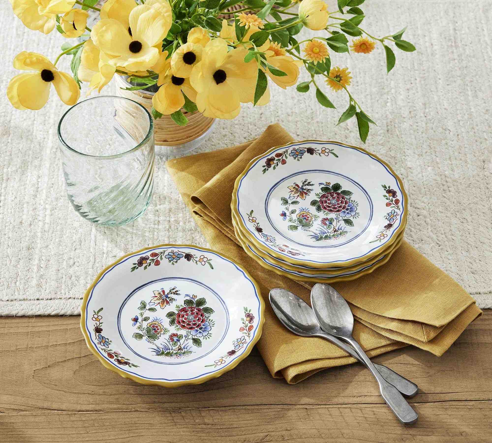 Charleston Floral Handcrafted Stoneware Appetizer Plates - Set of 4