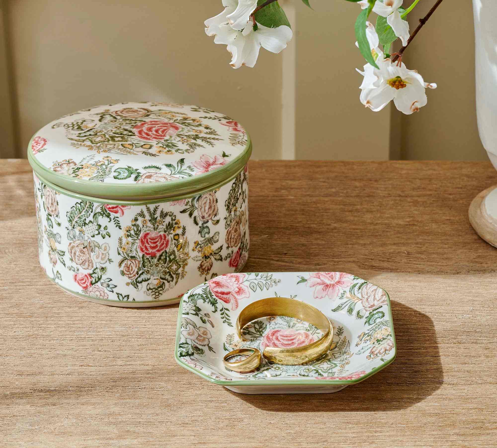 Kravet Rosehill Jewelry Catchall