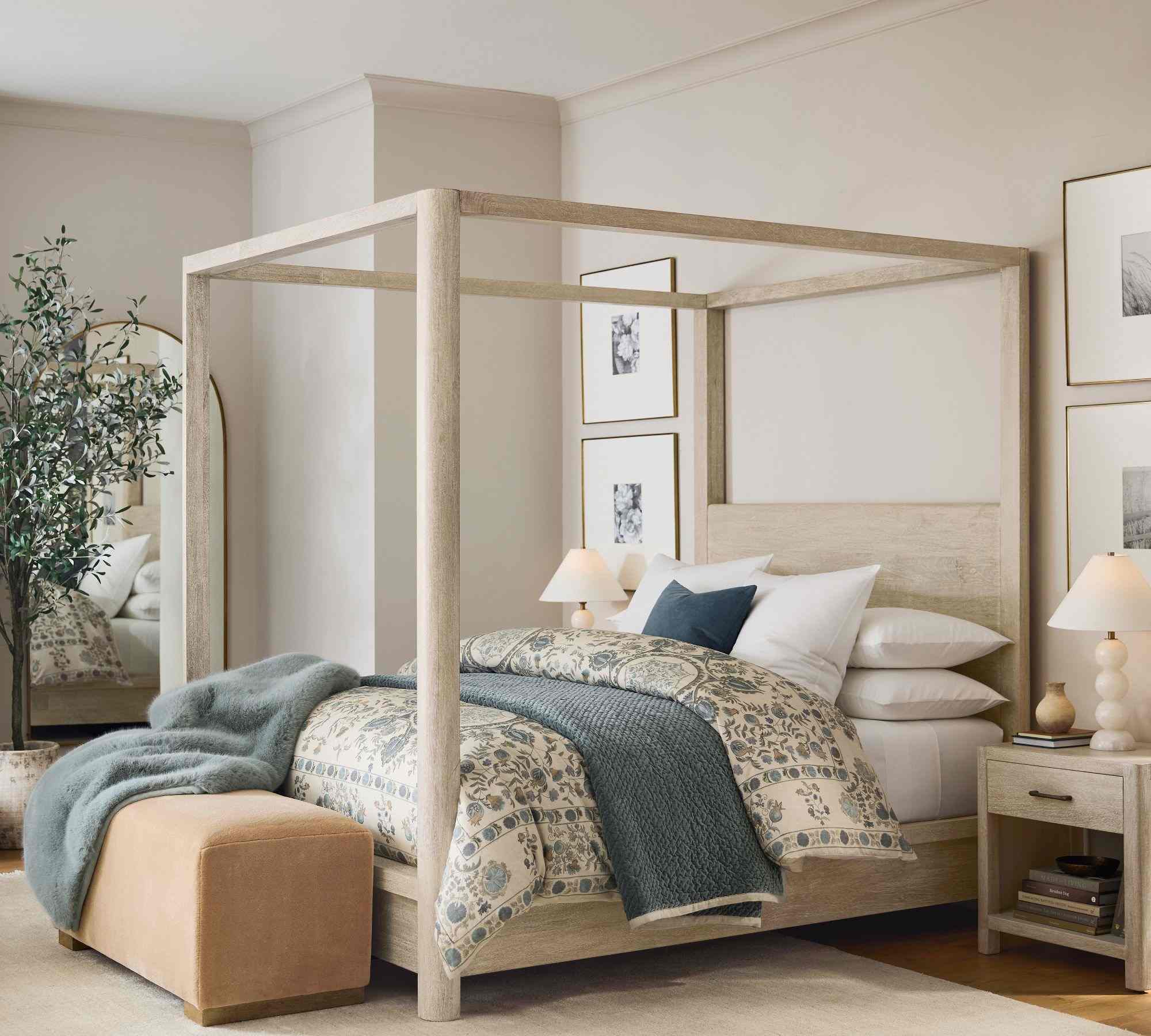 Aptos Canopy Bed