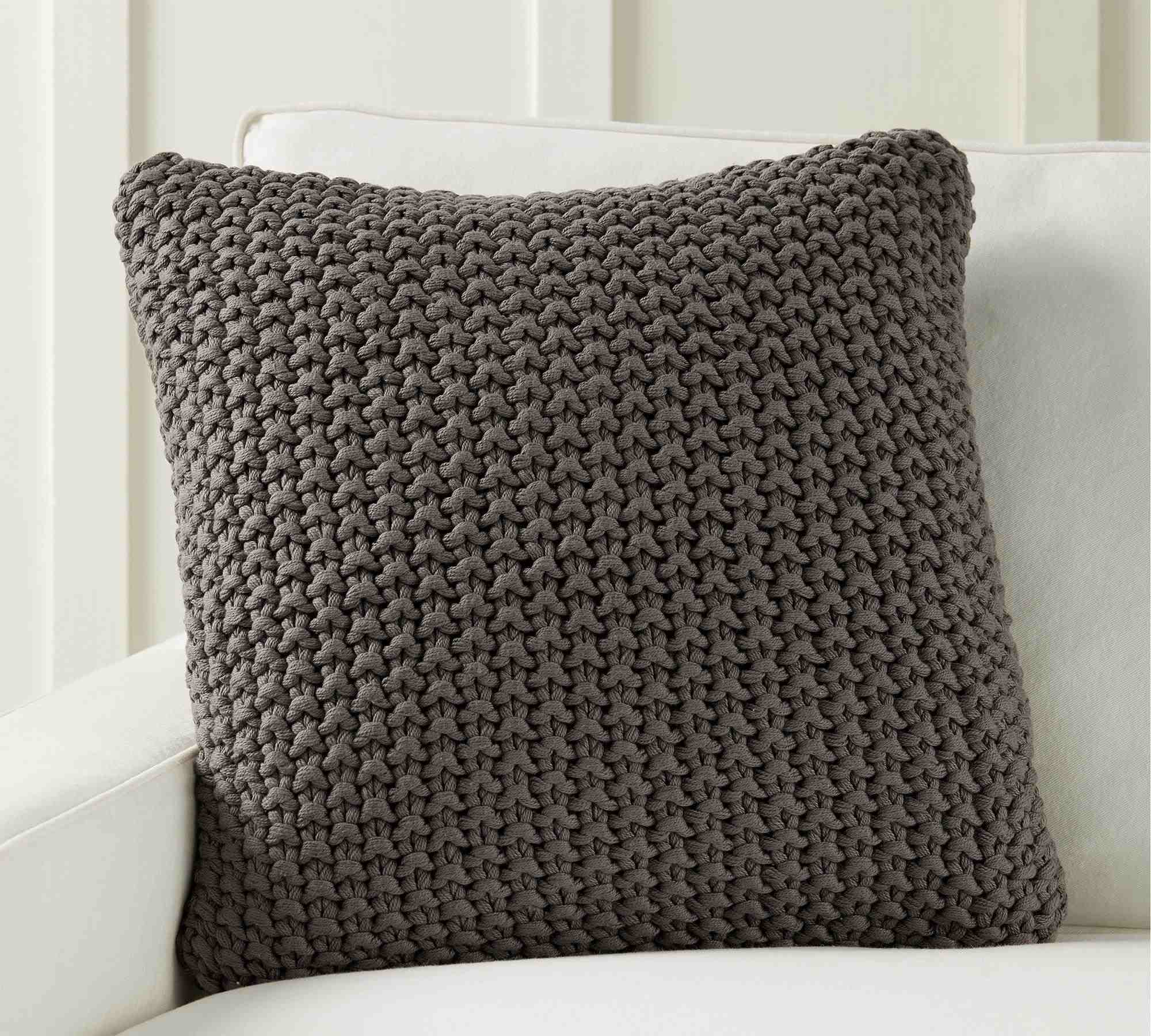 Bayside Seed Stitch Throw Pillow