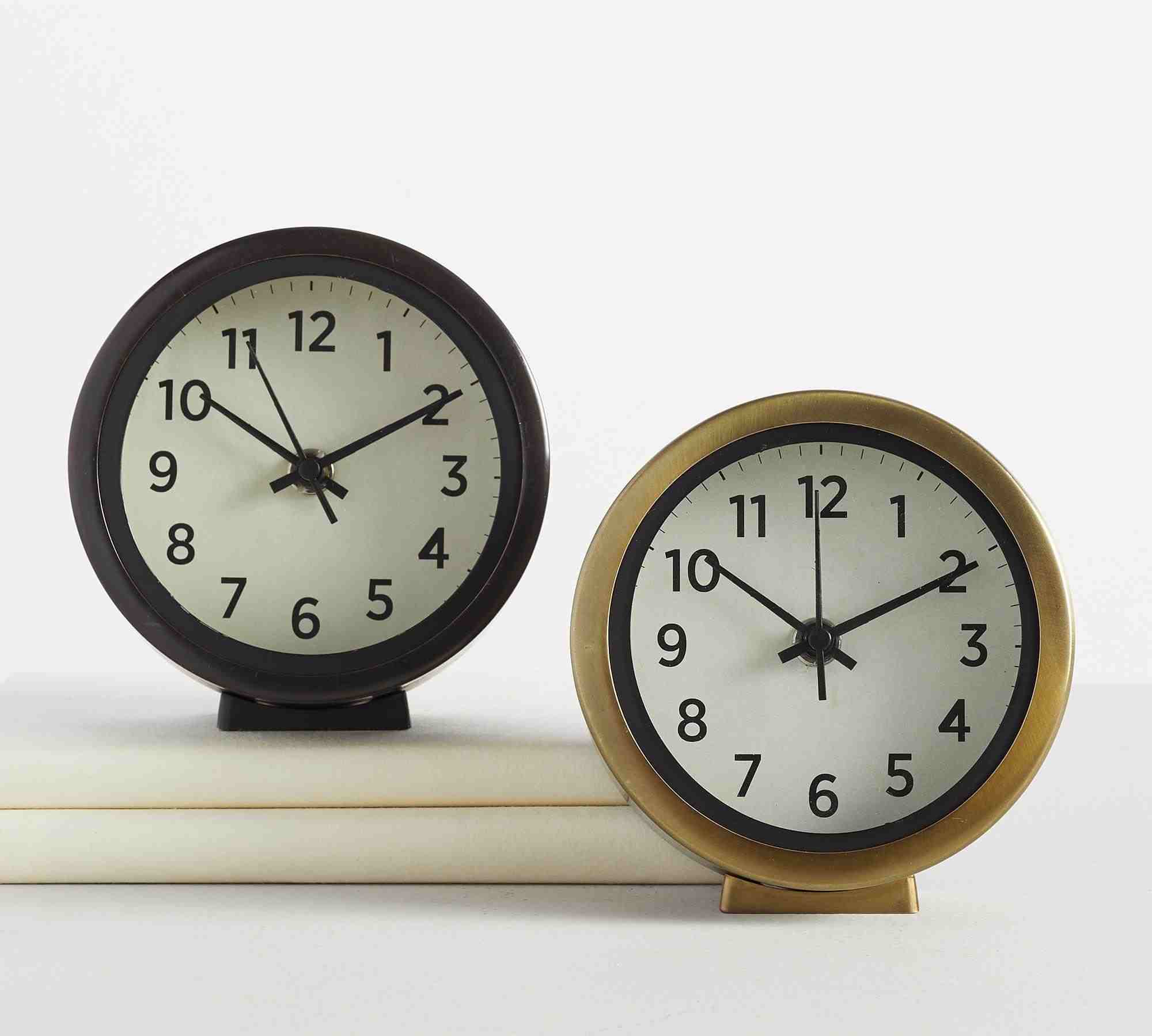 Classic Desktop Clock