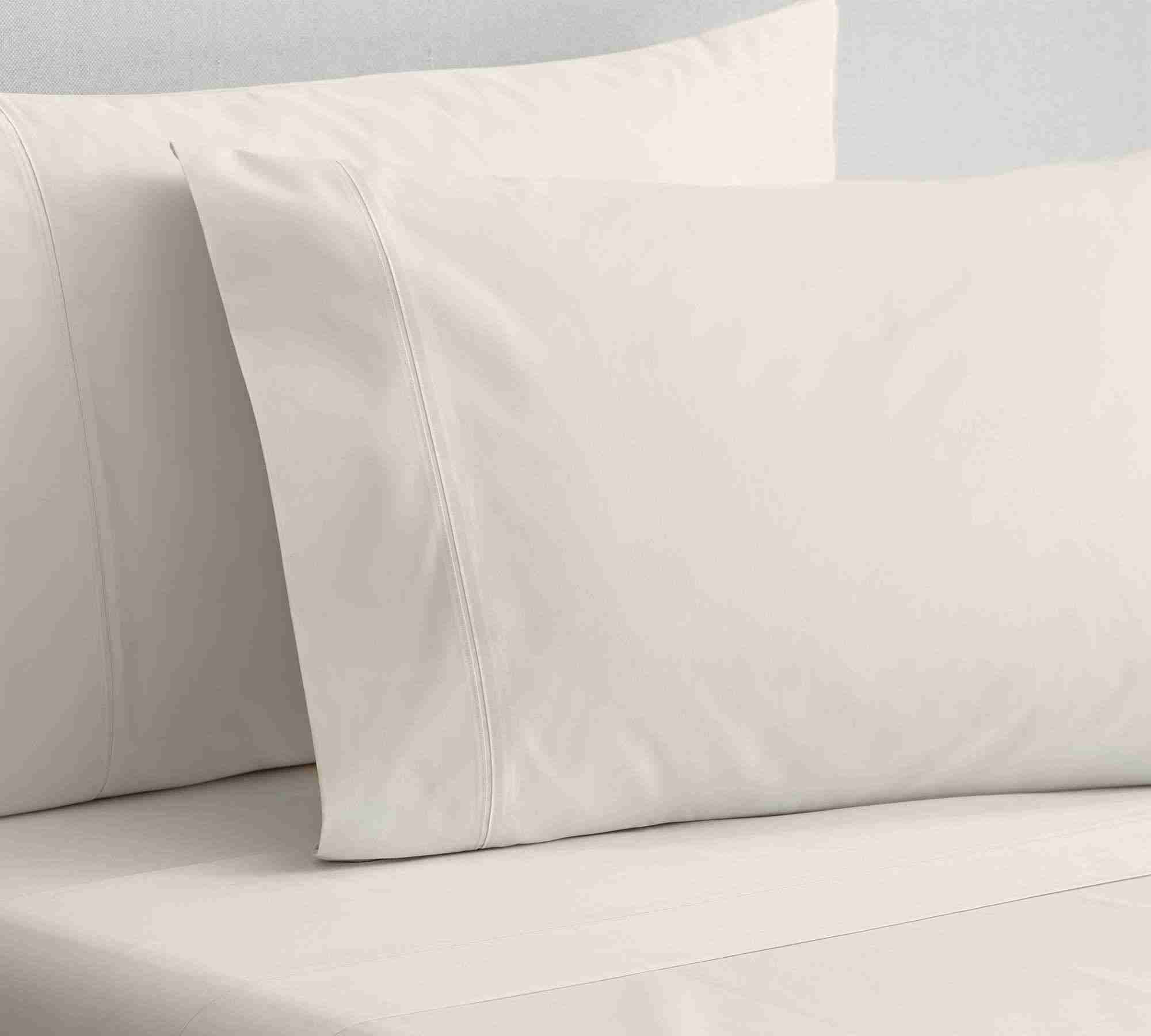 700-Thread-Count Cotton Fitted Sheet