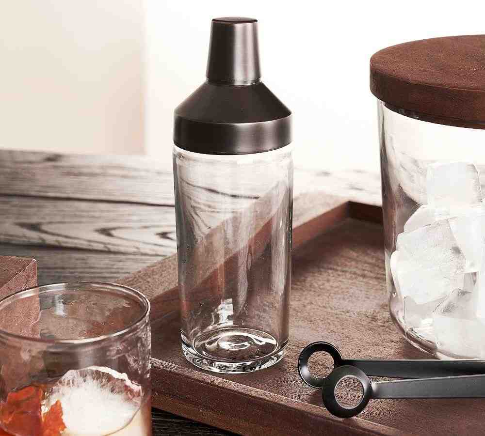 Chateau Wood Cocktail Shaker