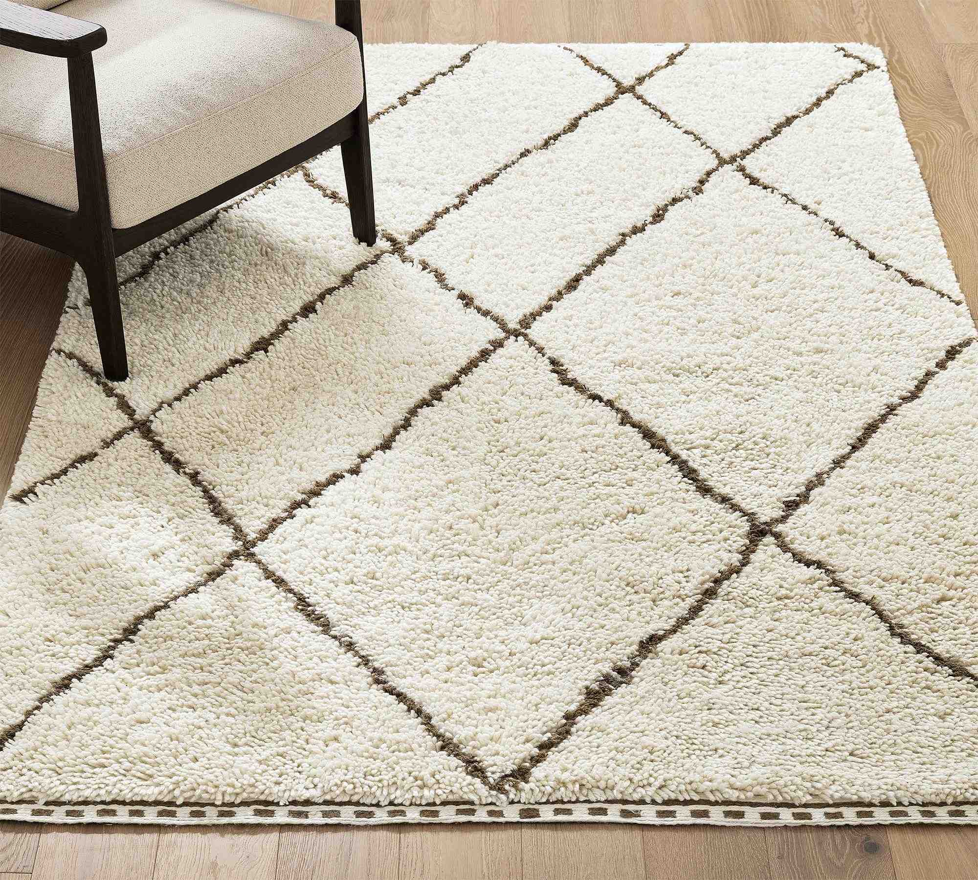 Bahari Handcrafted Easy Care Rug