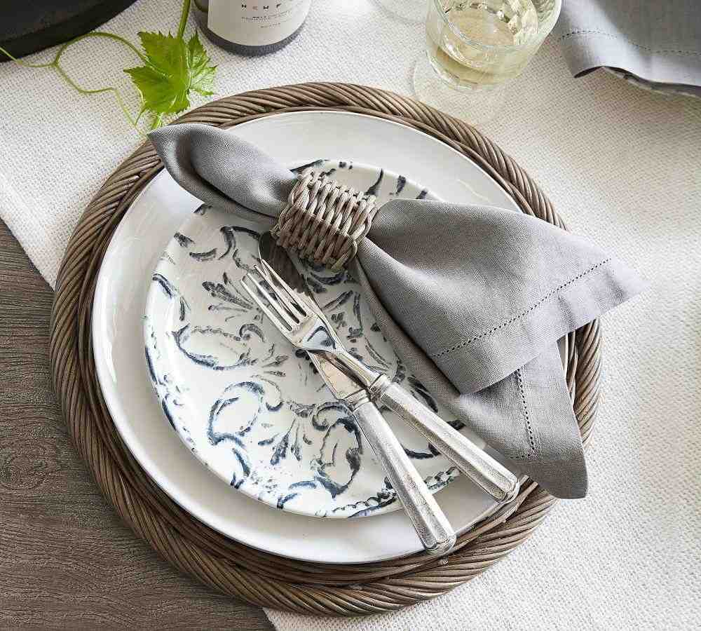 https://cdn.fynd.com/v2/falling-surf-7c8bb8/fyprod/wrkr/products/pictures/item/free/original/pottery-barn/8391112/1/XDShPl5p-y-7911083_2.jpg