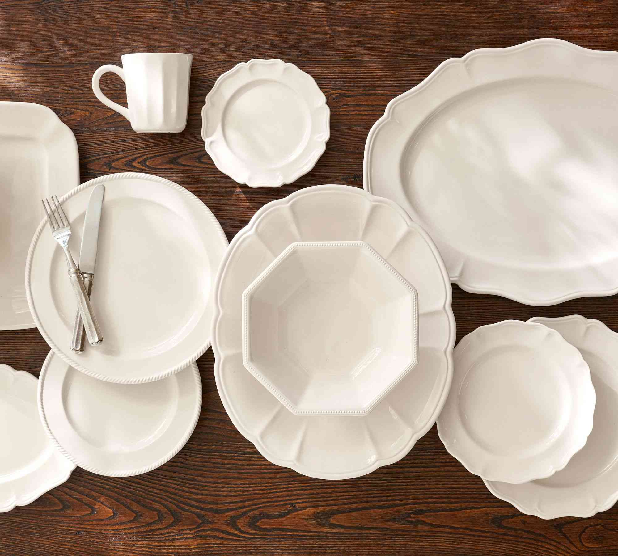 Heirloom Stoneware Oval Serving Platter