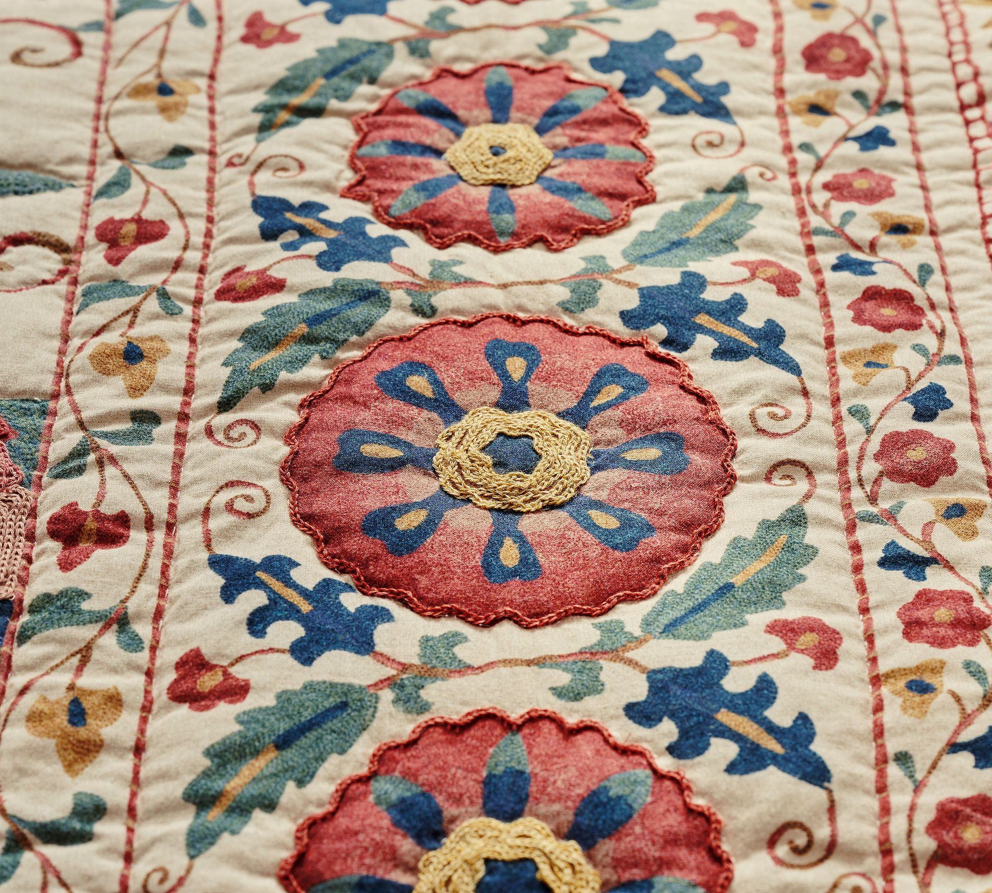 Paige Suzani Quilt