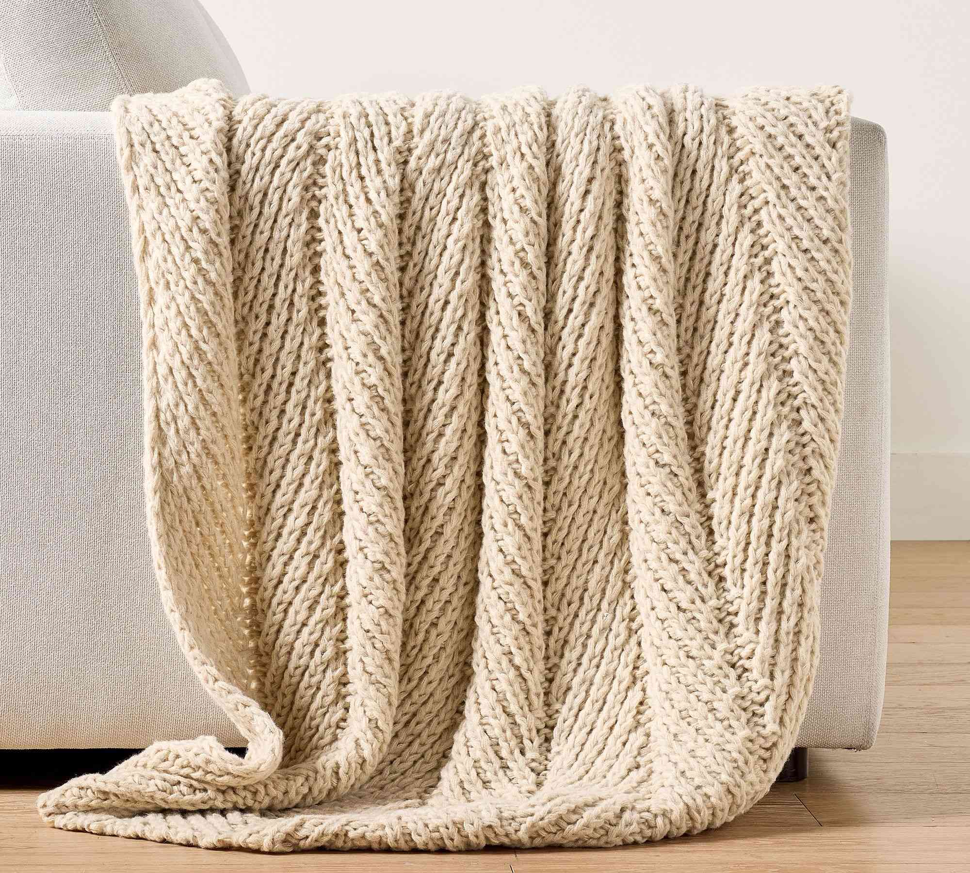 Chevron Knitted Chunky Throw