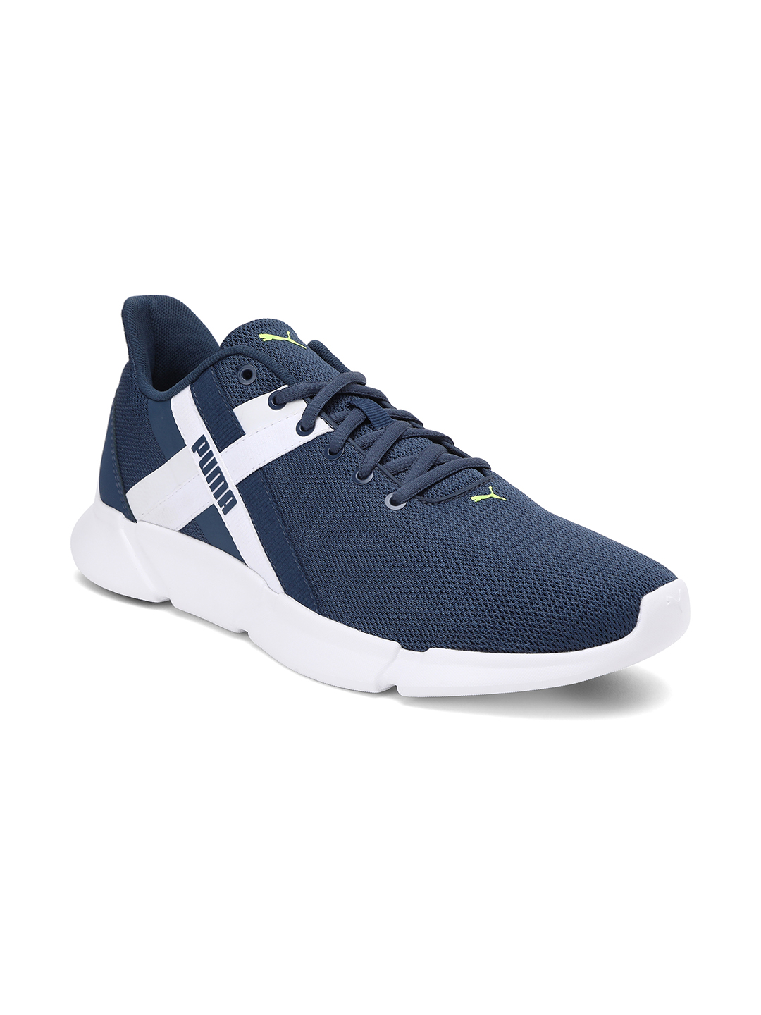 Momentum XT Men's Training Shoes