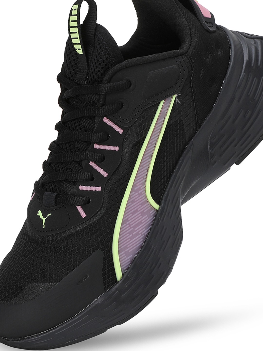 Women Softride Sway Black-Pink Running Shoes