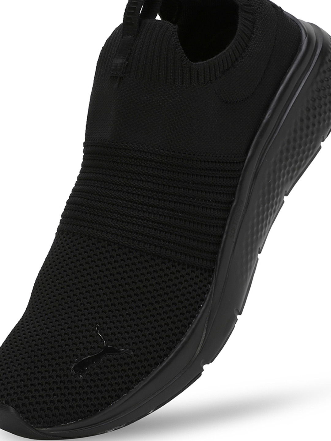 Men Softride Pro Echo Slip-On-Echo Foam Black-White Running Shoes