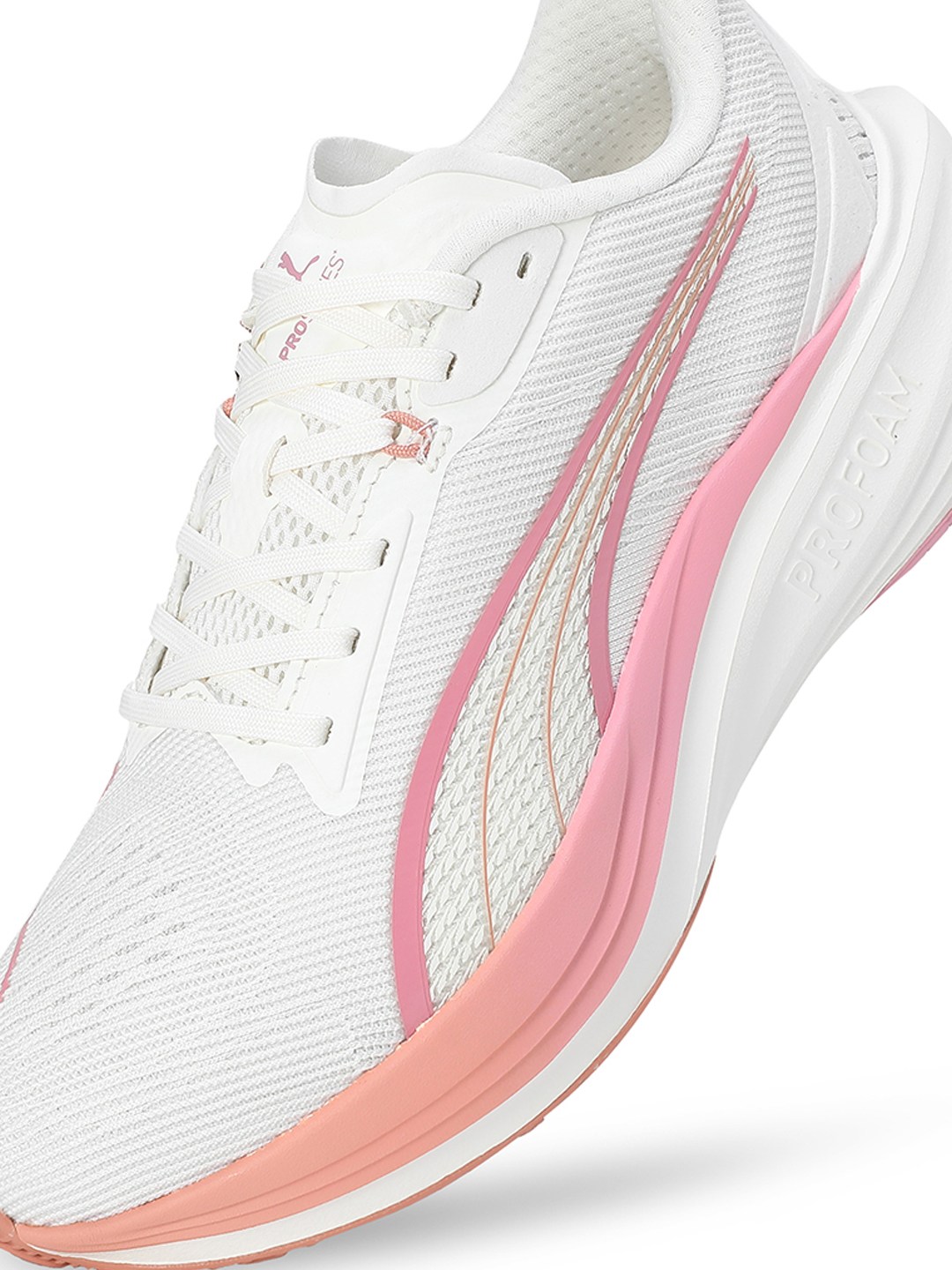 Women Darter Pro Fade White-Pink Running Shoes