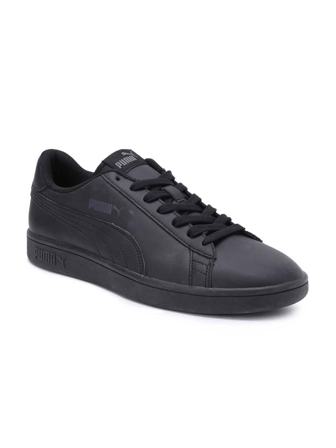 PUMA Smash v2 Sneakers