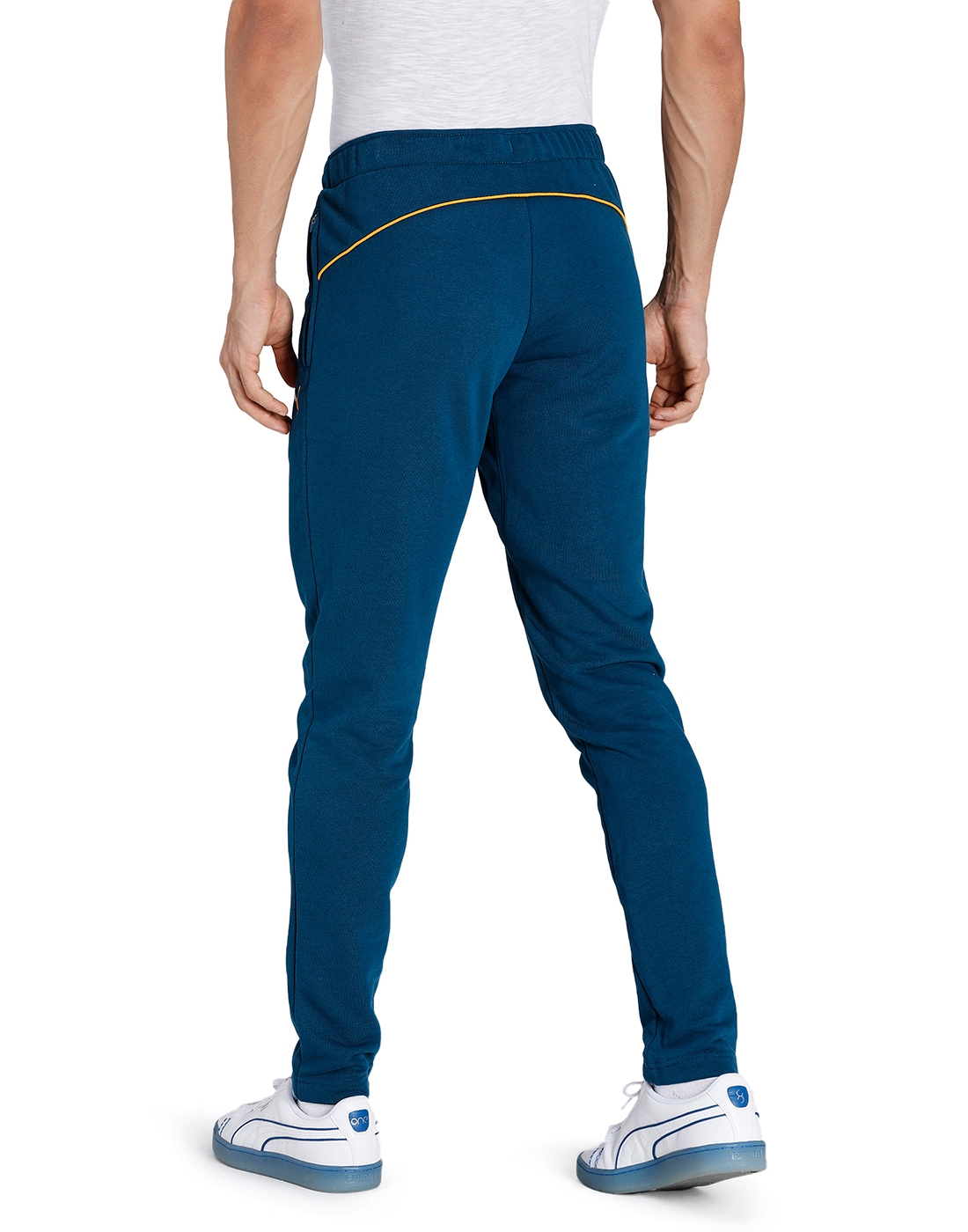Puma Boy's Regular Fit Trackpants (4062449706116_Grey_7-8 Years) :  Amazon.in: Clothing & Accessories