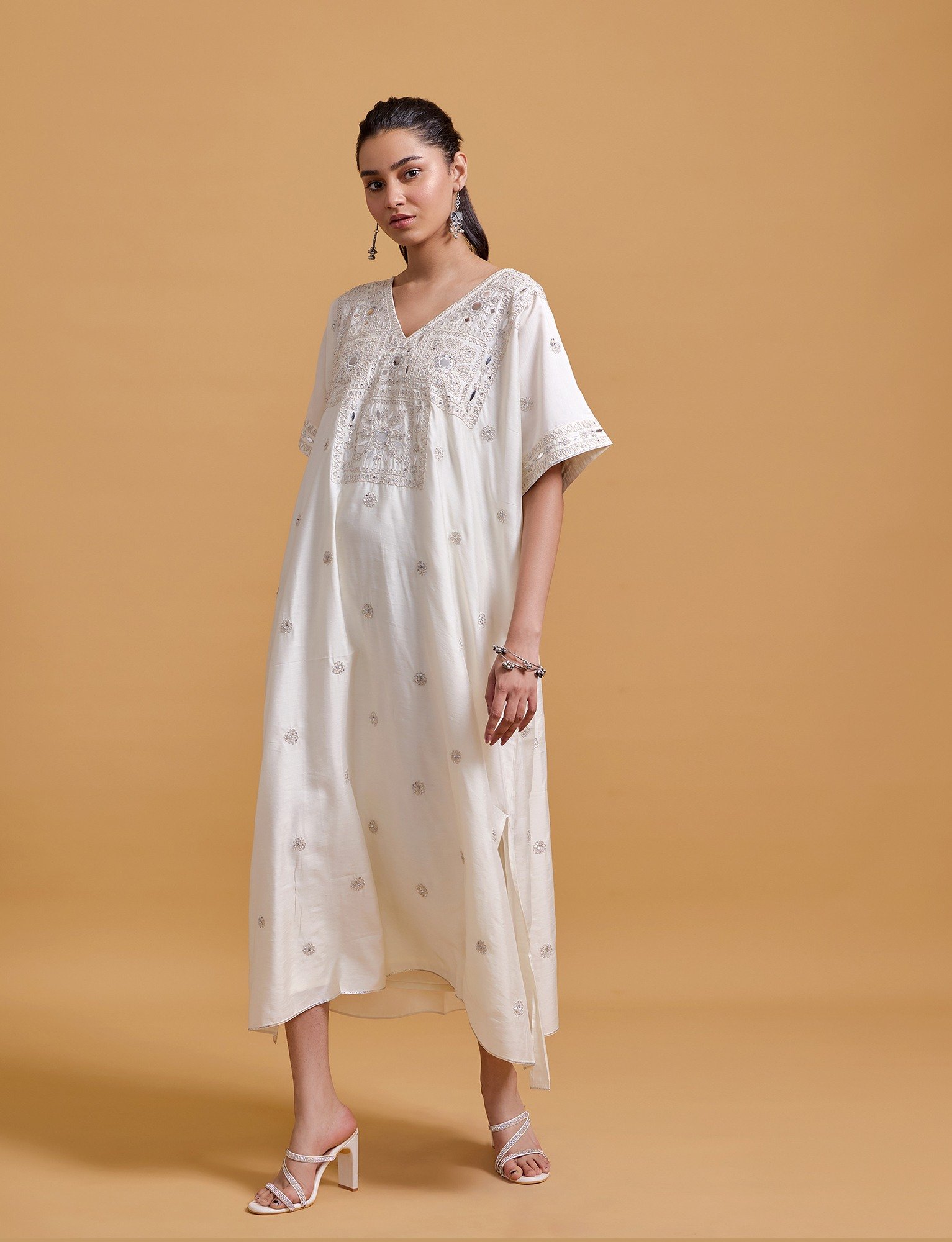 Zeenat Offwhite Kaftan